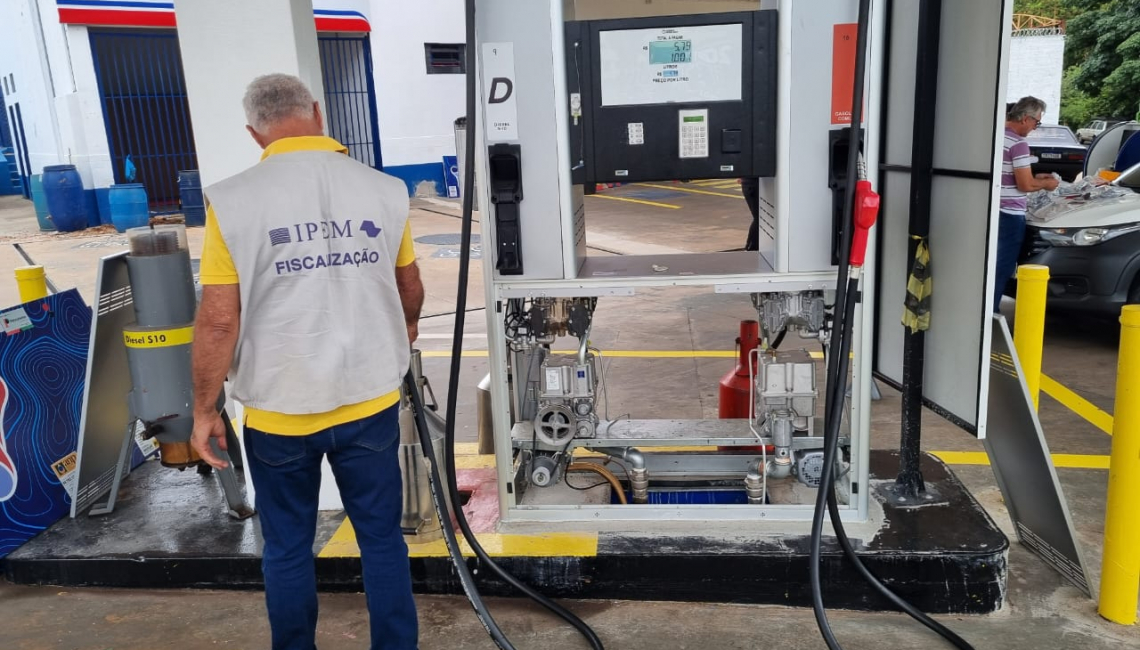 Em Aramina, Franca e Ituverava, Ipem-SP fiscaliza balanças e bombas de combustíveis